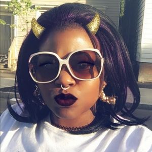 Meet your Posher, Resheena